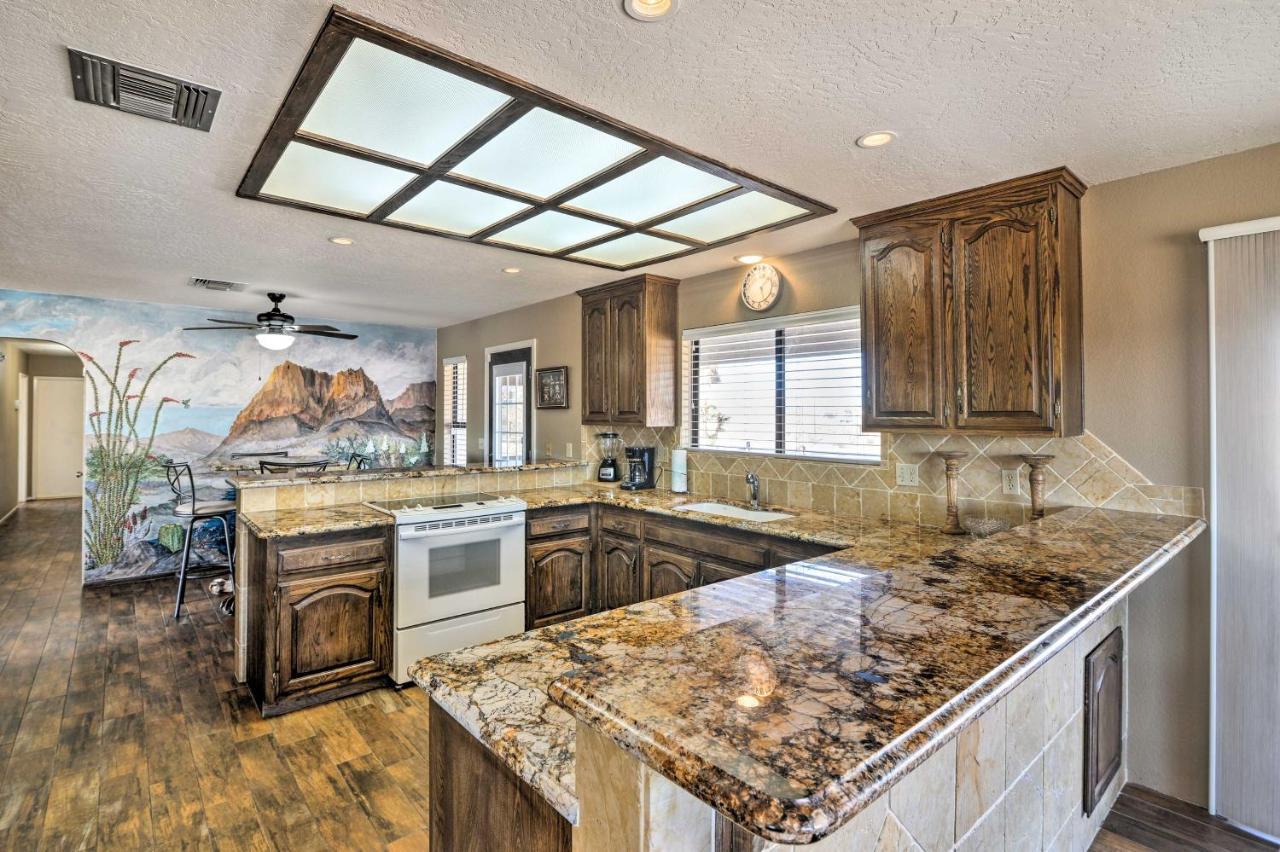 Bullhead City Home With Private Pool, Hot Tub And View Екстериор снимка