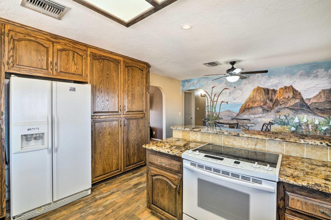 Bullhead City Home With Private Pool, Hot Tub And View Екстериор снимка